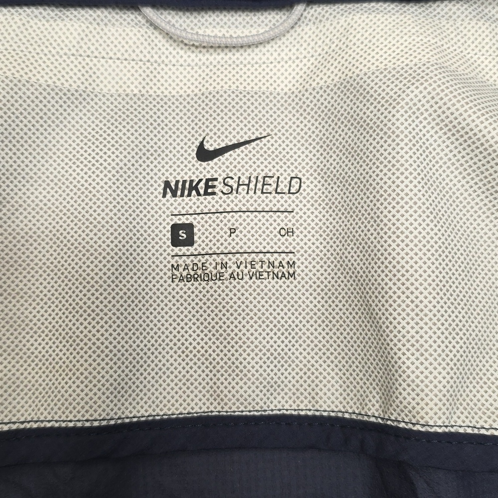 Nike Shield Womens Running Coat. Size S - Picture 3 of 7